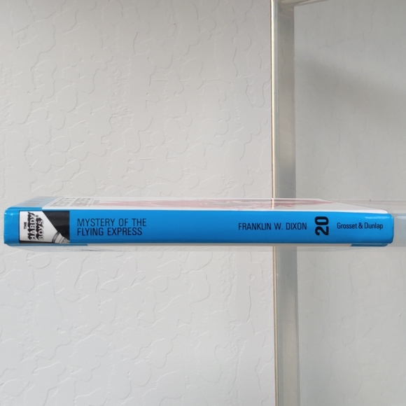 The Hardy Boys Mysteries Book - Picture 3 of 3